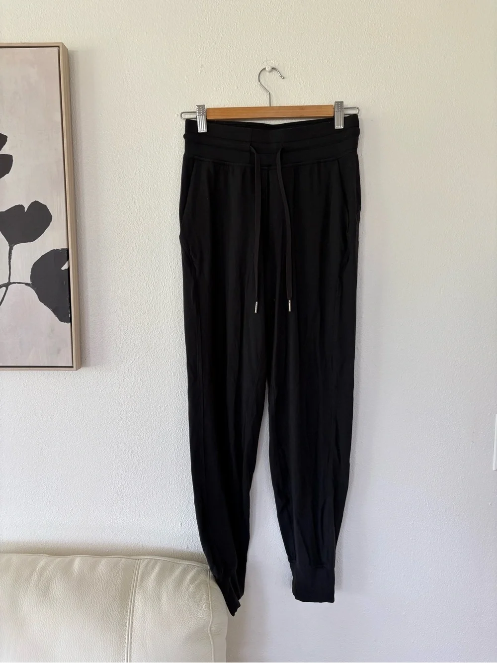 Lululemon Black Drawstring Align Joggers M - Picture 2 of 7